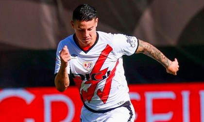Primer partido de James Rodríguez como titular en el Rayo Vallecano: MVP, más efectivo en pases y primera amarilla