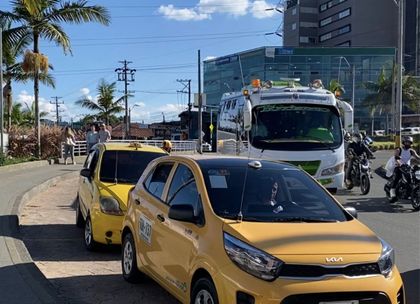 Imagen de  Gobierno iniciará pago de compensaciones a taxistas, para moderar impacto económico por alza en la gasolina