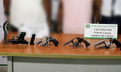 Caravana fúnebre en Cali termina con capturas y decomiso de armas de fuego