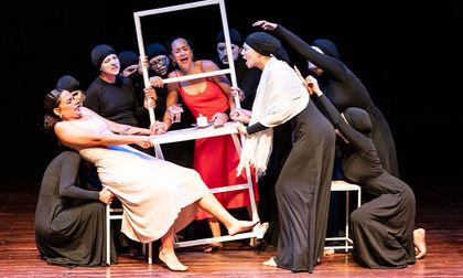 Alicia regresa al teatrino del Teatro Municipal