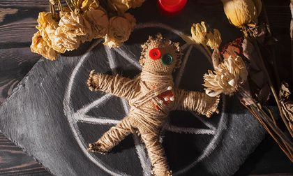 Brujería: qué hacer si encuentras un amarre escondido en tu casa