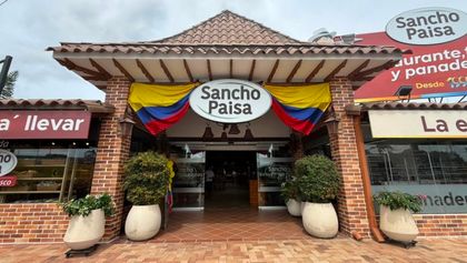 Imagen de  Sancho Paisa y la Alcaldía de Medellín firman alianza por un turismo responsable