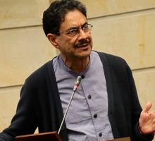 CNE abre indagación a campaña de Iván Cepeda por aportes, revisan posibles irregularidades