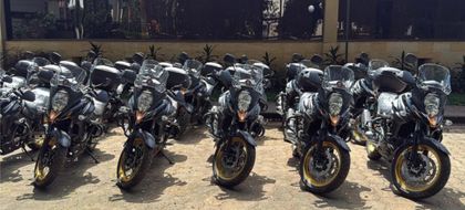 Imagen de  Con recursos de la tasa de seguridad, Gobernación entregó motocicletas y dotación a los EMPÁS