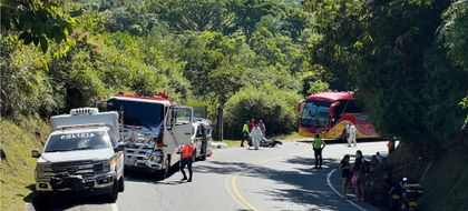 Imagen de  Por esquivar un hueco se habría accidentado la pareja que murió en la Autopista, en San Luis