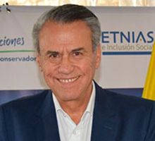 Se inscribió precandidato presidencial del Valle