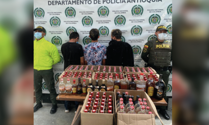 Imagen de Desmantelan banda dedicada a la comercialización de licor adulterado en El Carmen