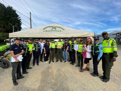 Imagen de  Autoridades refuerzan educación vial en la vereda Toldas, Guarne, para prevenir accidentes