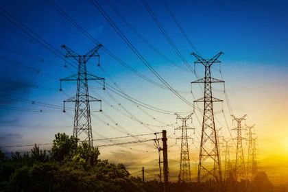 Imagen de  CREG ajusta el precio máximo de la bolsa de energía, buscando mejores tarifas para los usuarios