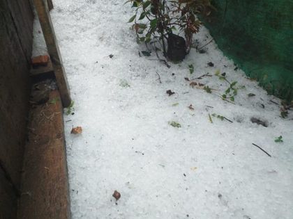 Las imágenes de la fuerte granizada que cayó en El Carmen y Marinilla