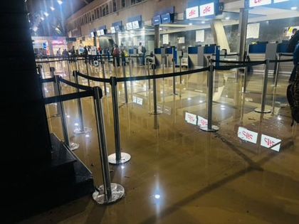 Imagen de Fuertes lluvias causan inundaciones y emergencias en Medellín, incluyendo el Aeropuerto Olaya Herrera
