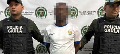 Imagen de  Profesor, al parecer, exigió fotos íntimas y dinero a estudiante en colegio del norte del Valle de Aburrá