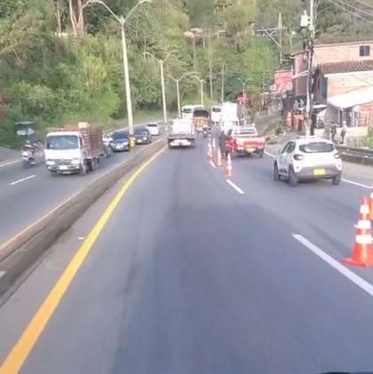 Imagen de Peatón murió arrollado en la Autopista Bogotá – Medellín, a la altura de Copacabana