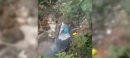 Imagen de En video: camioneta cayó a quebrada en la Autopista, a la altura de San Luis