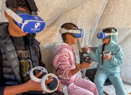 Imagen de  Usan realidad virtual para el tratamiento de niños con secuelas psicológicas en Gaza