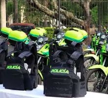 Seguridad en Cali: Alcaldía entrega motos, bus y chalecos en medio de retos por criminalidad