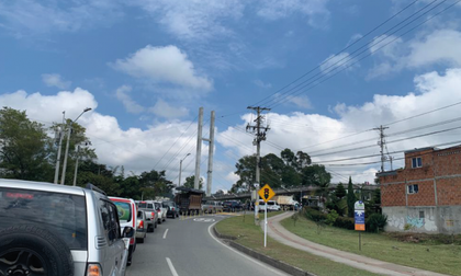 ¡OJO! Activan descuentos para el impuesto de carros y motos en Antioquia