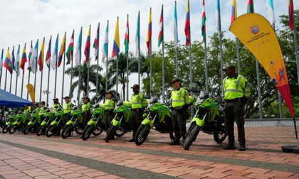 Cali fortalece la Policía de Tránsito con 50 motocicletas patrulleras para ampliar operativos y vigilancia vial