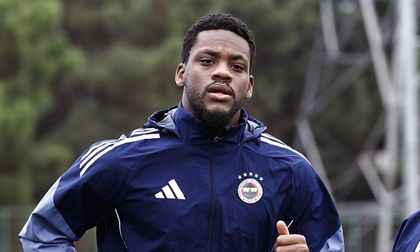 Jhon Jader Durán vuelve a los entrenamientos con Fenerbahce tras recuperación completa