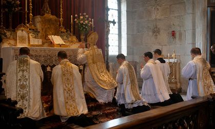Cisma en la Iglesia Católica: la Fraternidad Sacerdotal San Pío X desafía al Vaticano con nuevas consagraciones episcopales