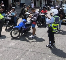 Palmira restringe el parrillero hombre