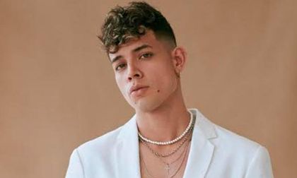 Stiv brilla con luz propia