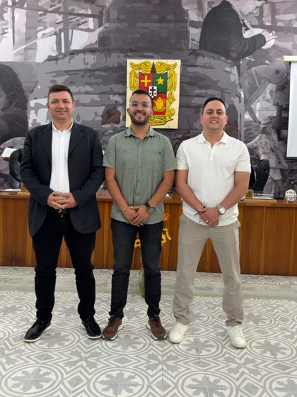 Imagen de  Esta es la nueva mesa directiva del Concejo de El Carmen de Viboral para 2026; Camilo Martínez asume la presidencia