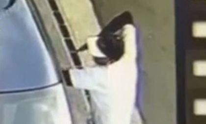 Asalto en manada en panadería de Cali: hasta la chaqueta se le llevaron a la víctima
