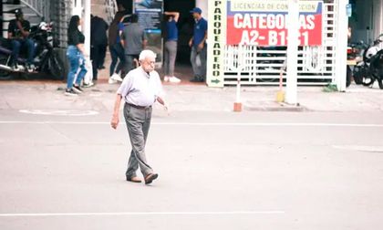 Mortalidad de peatones adultos mayores en siniestros viales en Cali supera la mitad de las víctimas atropelladas