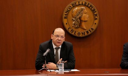 Gobierno anuncia borrador de nuevos impuestos