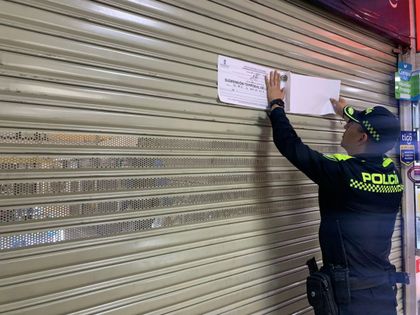 Imagen de  Por vender celulares robados, sellaron el pasaje comercial Ópera en el centro de Medellín