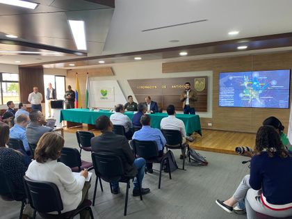 Imagen de La Gobernación tendrá seis meses para revisar la idea y el diseño de la propuesta Marpeñol