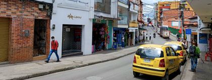 Imagen de ¡Ojo! Desde hoy hay cambios en la circulación por la Calle de las Carnicerías en Rionegro