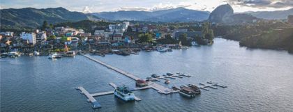Imagen de  Autoridades y operadores acuerdan reglas básicas para la navegación en el embalse de Guatapé
