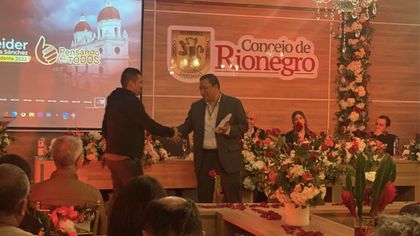 Imagen de  Acueducto comunitario de Rionegro recibió Orden de San Nicolás el Magno categoría Oro