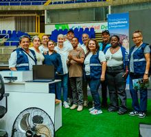 Gobernación del Valle entregó insumos y elementos para las comunas 17, 18, 19 y 20 de Cali