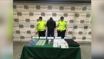 Imagen de Cayó alias Mil Nombres, señalado de robar a través de hackeo más de $500 millones en Medellín