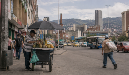 Imagen de Colombia redujo la pobreza monetaria en 2025: 1,79 millones de personas salieron de esa condición, informó el DANE