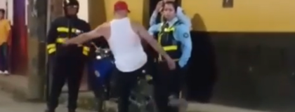 Imagen de En El Carmen rechazan agresión de un hombre contra una mujer agente de tránsito