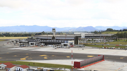 ¡Iván Duque suspenderá el ingreso de viajeros internacionales a Colombia por 30 días!