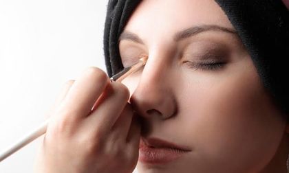¿Sabías que hay maquillaje especial que cuida tu piel?