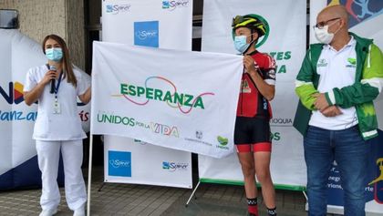 Imagen de  Deportistas rindieron homenaje al personal de la salud en el Oriente