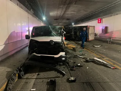 Imagen de Habilitan Túnel de Oriente tras choque con ocho heridos