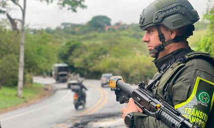 Más de 150 uniformados y tecnología aérea blindan vías del Valle