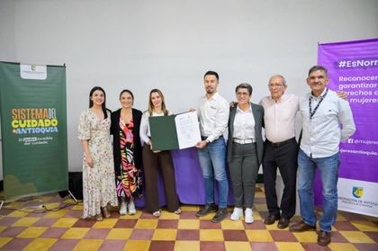 Imagen de  Abren convocatoria para formar mujeres en construcción en el Oriente
