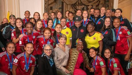Imagen de ¡Bienvenidas! Jugadoras de la Selección Colombia Sub-17 fueron homenajeadas en la Casa de Nariño