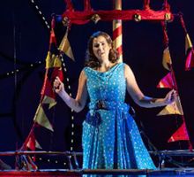 Mozart llega a los cines con Così Fan Tutte, su divertida y desafiante comedia sobre el amor y la fidelidad