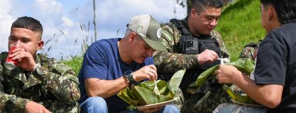 Imagen de  Desde la Base Militar Padre Amaya, el gobernador Andrés Julián envió mensaje de Navidad para Antioquia