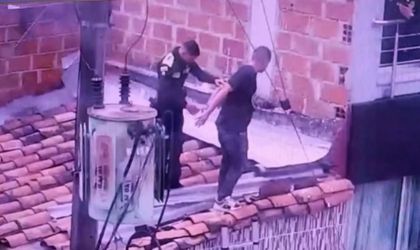 Imagen de  Policía captura a hombre con más de 1 300 cigarrillos de estupefacientes en tejados del barrio Trinidad, en Medellín