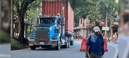 Imagen de  Tarifa diferencial y nuevo horario para el tráfico por Sinifaná, compromisos de autoridades con transportadores del Suroeste